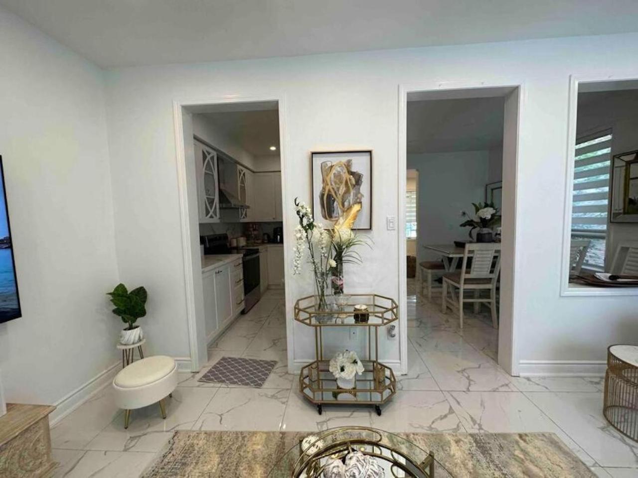 Luxury Home In Toronto 미시소거 외부 사진